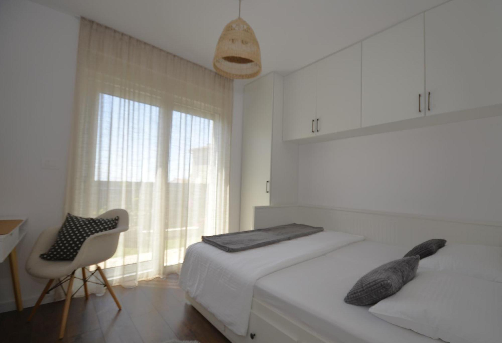 Barry Apartman